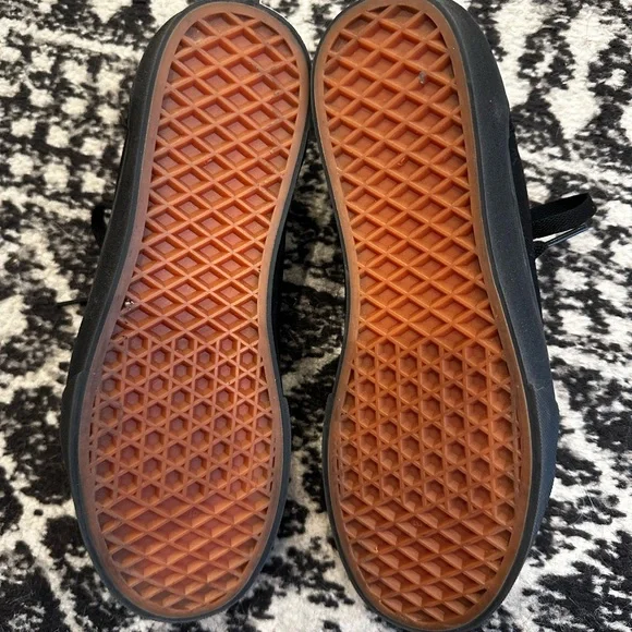 Old Skool Vans - Picture 2 of 5